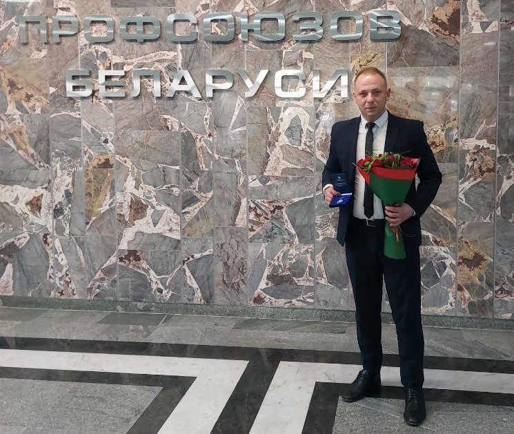 Нагрудным знаком «Прафсаюзны знак Пашаны» награжден председатель «первички» учащихся Могилевского медколледжа