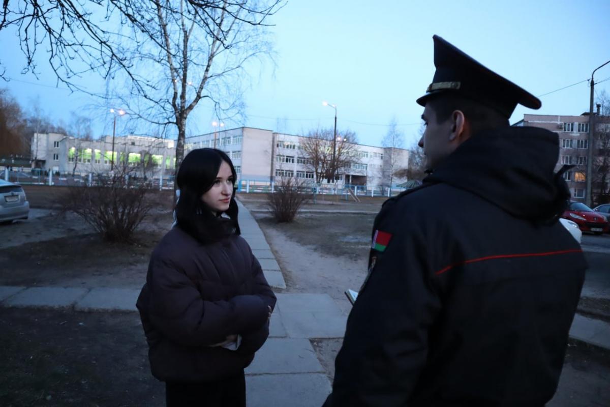 Участковый вернул могилевчанке потерянный телефон