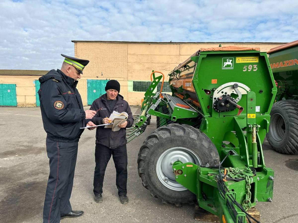 Сотрудники Горецкого РОВД проводят мониторинг предприятий АПК