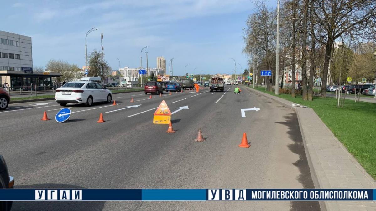 Обновление дорожной разметки продолжается в Могилеве