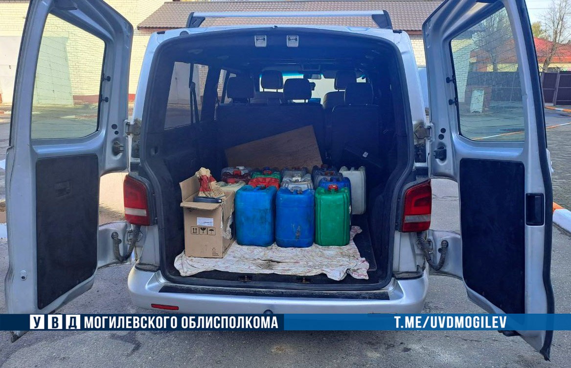320 литров дизтоплива изъято милиционерами в Шкловском районе