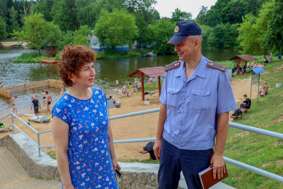 Рейды по пляжам: милиционеры следят за порядком у воды