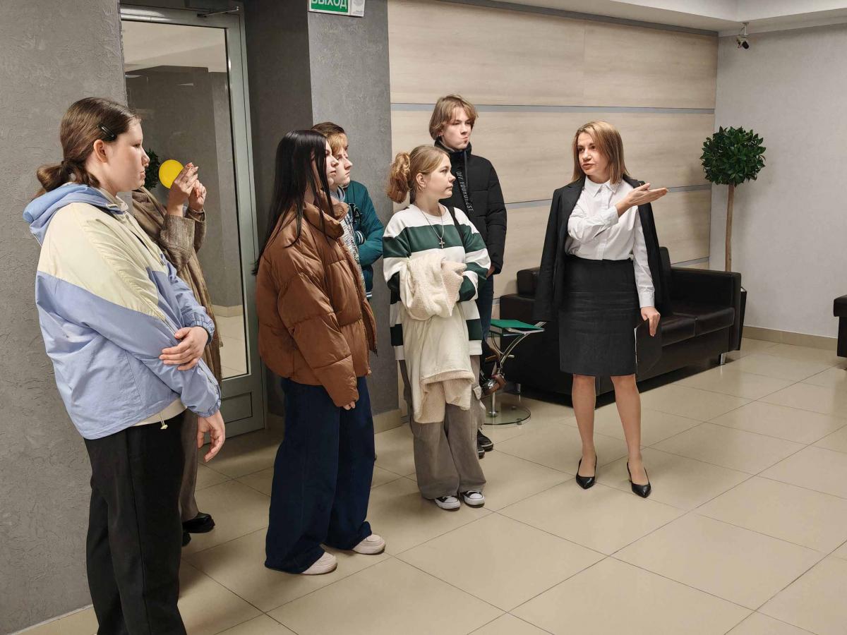 Проект «Бизнес-каникулы»: могилевские школьники познакомились с работой банка