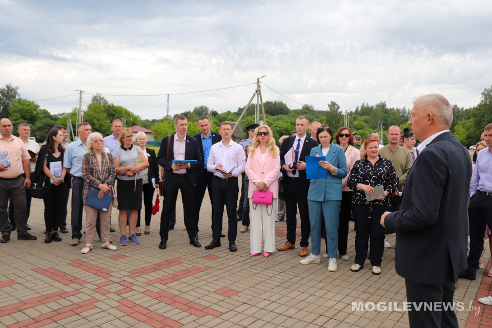 Заседание оргкомитета по подготовке к празднику «Александрия собирает друзей» прошло в Шкловском районе. Фото.