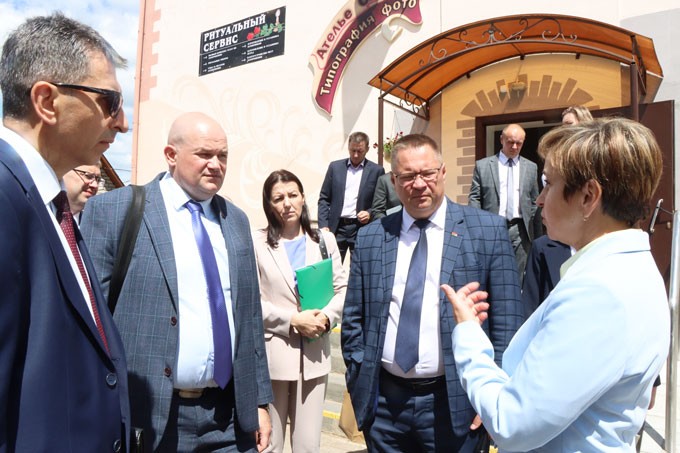 Заместитель министра антимонопольного регулирования и торговли Наталья Василевская побывала в Мстиславле