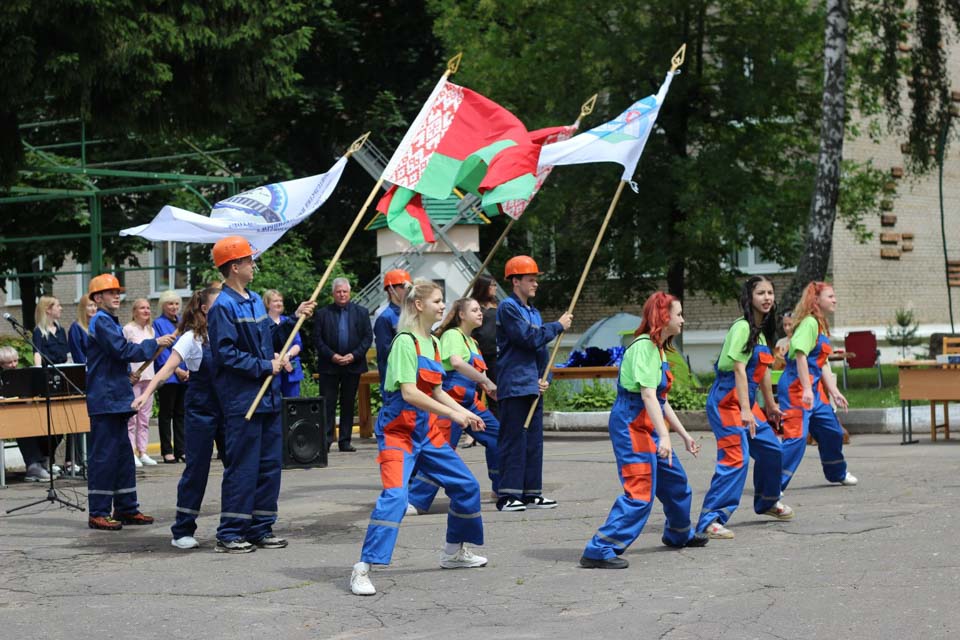 Будущих строителей познакомили с профессией в колледже им.А.П. Старовойтова