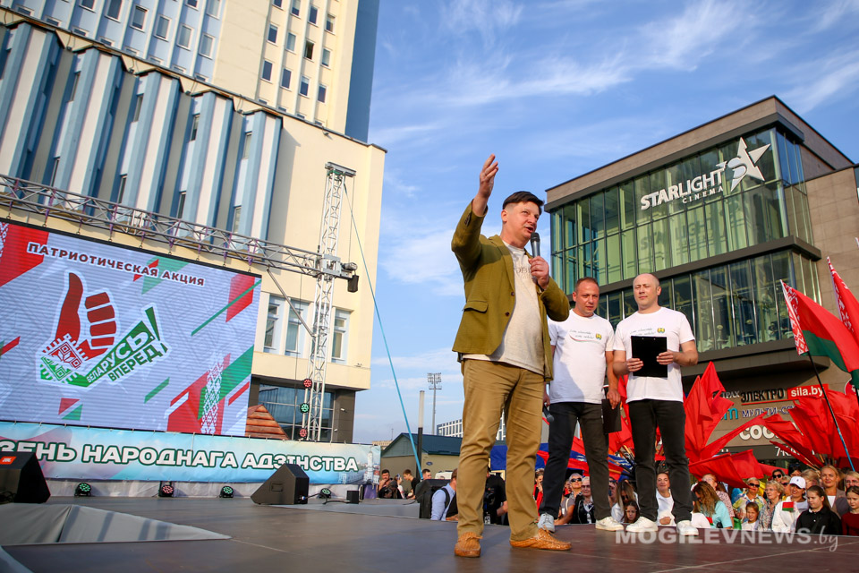 Уроженец Могилевской области Игорь Марзалюк поздравил земляков с предстоящим Днем народного единства