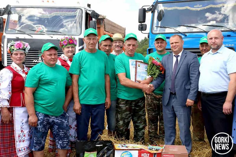 В Горецком районе чествовали первого водителя-тысячника