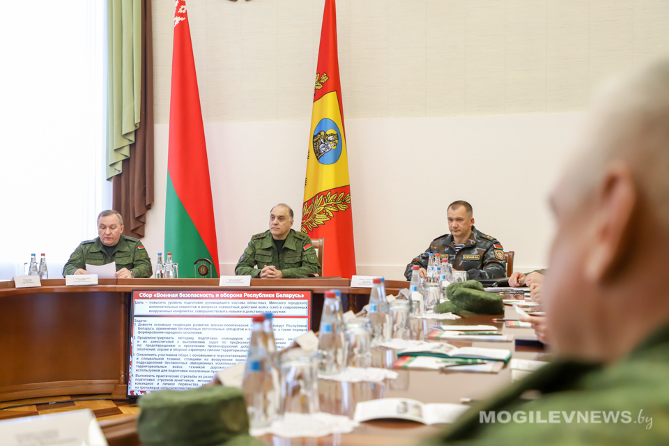 Хренин: военно-политическая обстановка в мире требует особого внимания к обеспечению обороноспособности страны