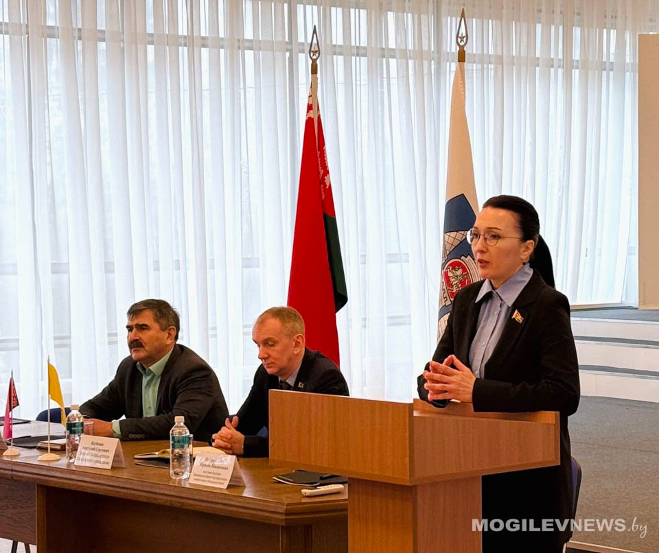 Член Совета Республики Ирина Петрусевич провела встречу с коллективом ОАО «Моготекс»