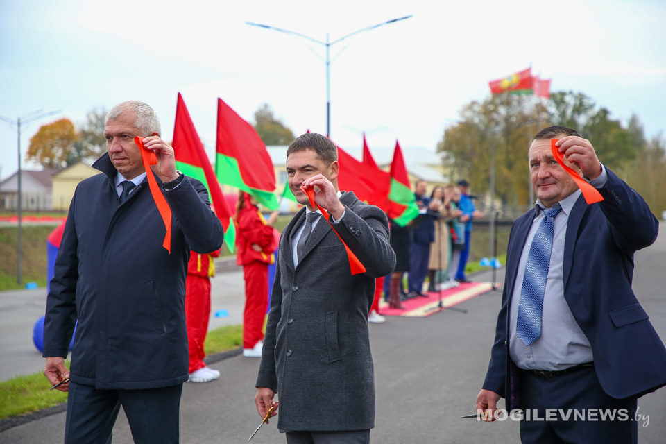 Открытие нового участка лыжероллерной трассы состоялось в Чаусах. Фото