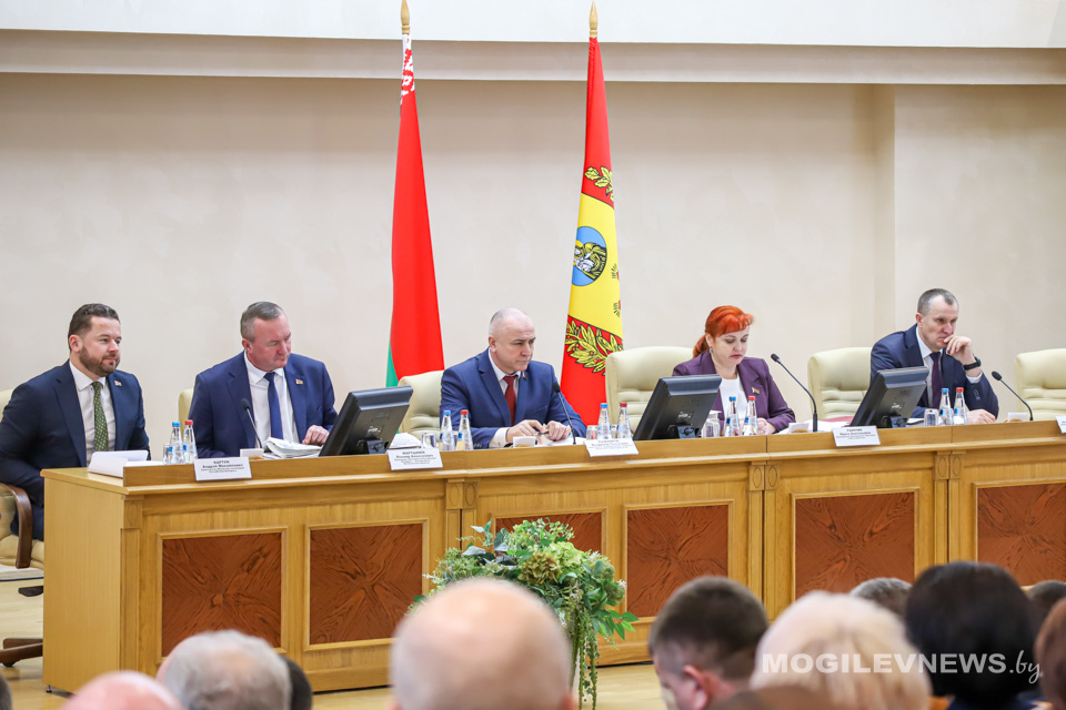 Очередная сессия областного Совета депутатов двадцать восьмого созыва прошла в Могилеве. Фото