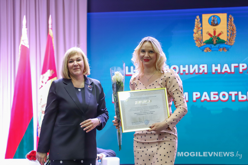 Торжественная церемония награждения представителей сферы прошла на заседании коллегии главного управления идеологической работы и по делам молодежи Могилевского облисполкома. Фото