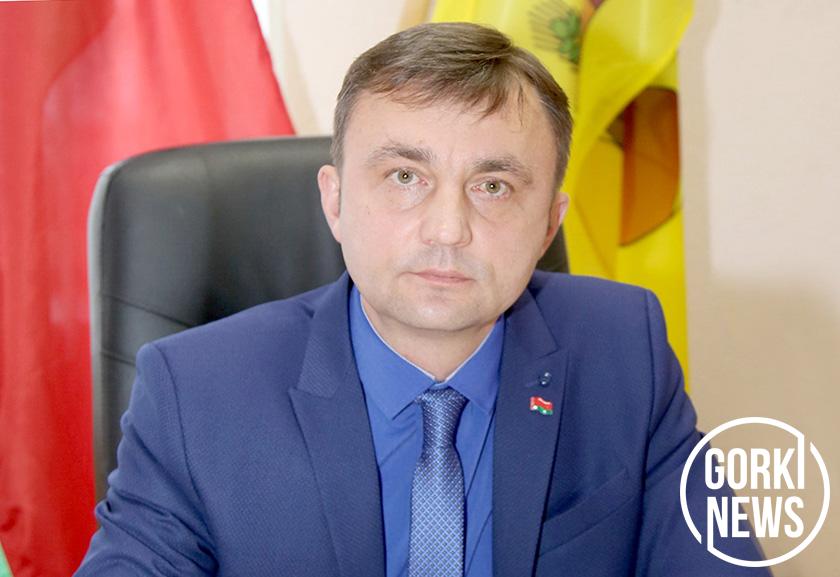 Жители деревни Тимоховка Горецкого района жалуются на плохую подъездную дорогу. Ситуацию прокомментировал зампред райисполкома