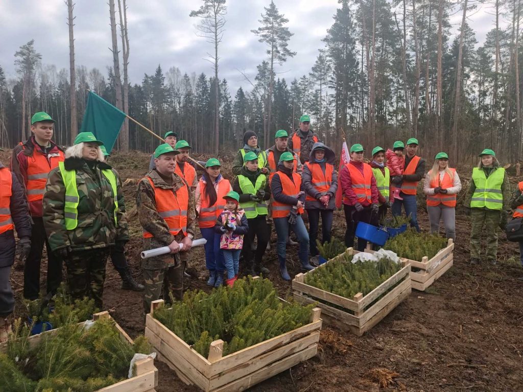 Профсоюз облисполкома присоединился к акции «Аднавiм лясы разам»