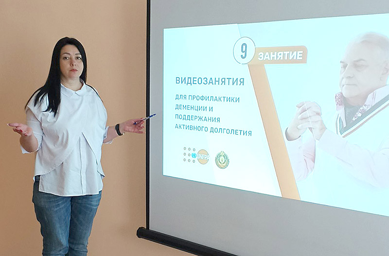 В Климовичском РЦСОН проходит видеокурс о здоровье пожилых