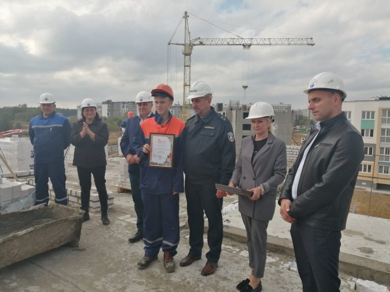 Профессиональный конкурс выявил лучших каменщиков Могилевской области