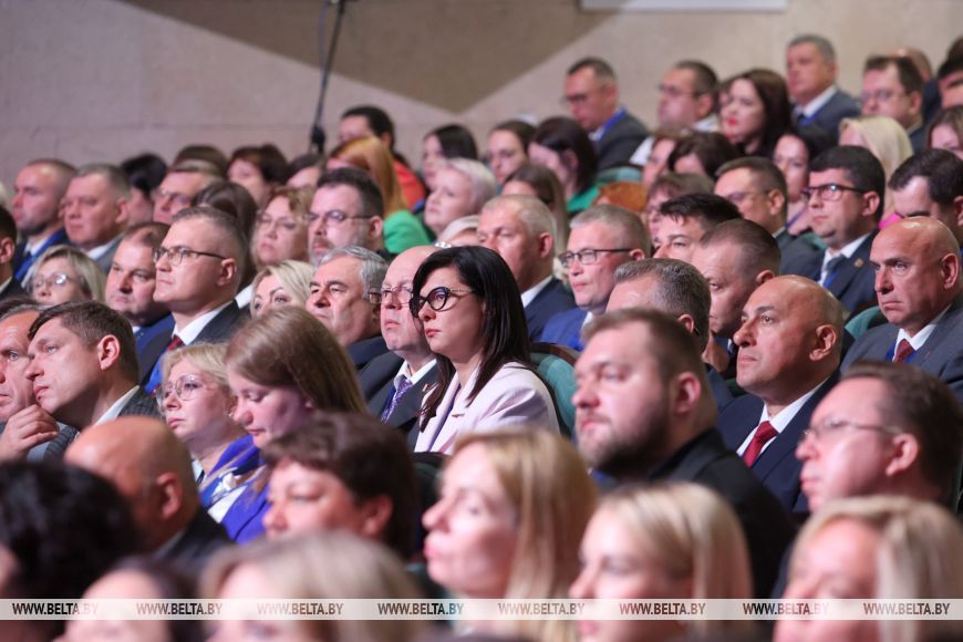 Как белорусским СМИ стать еще успешнее. Лукашенко обозначил семь приоритетов в работе массмедиа