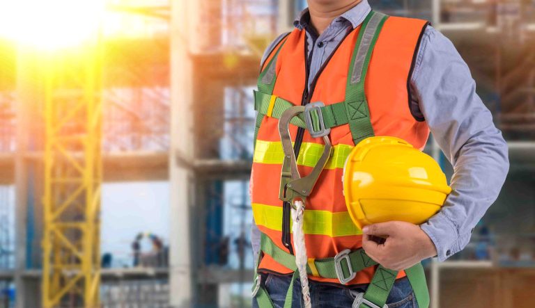 Профсоюзы подвели итоги месячника охраны труда в строительстве