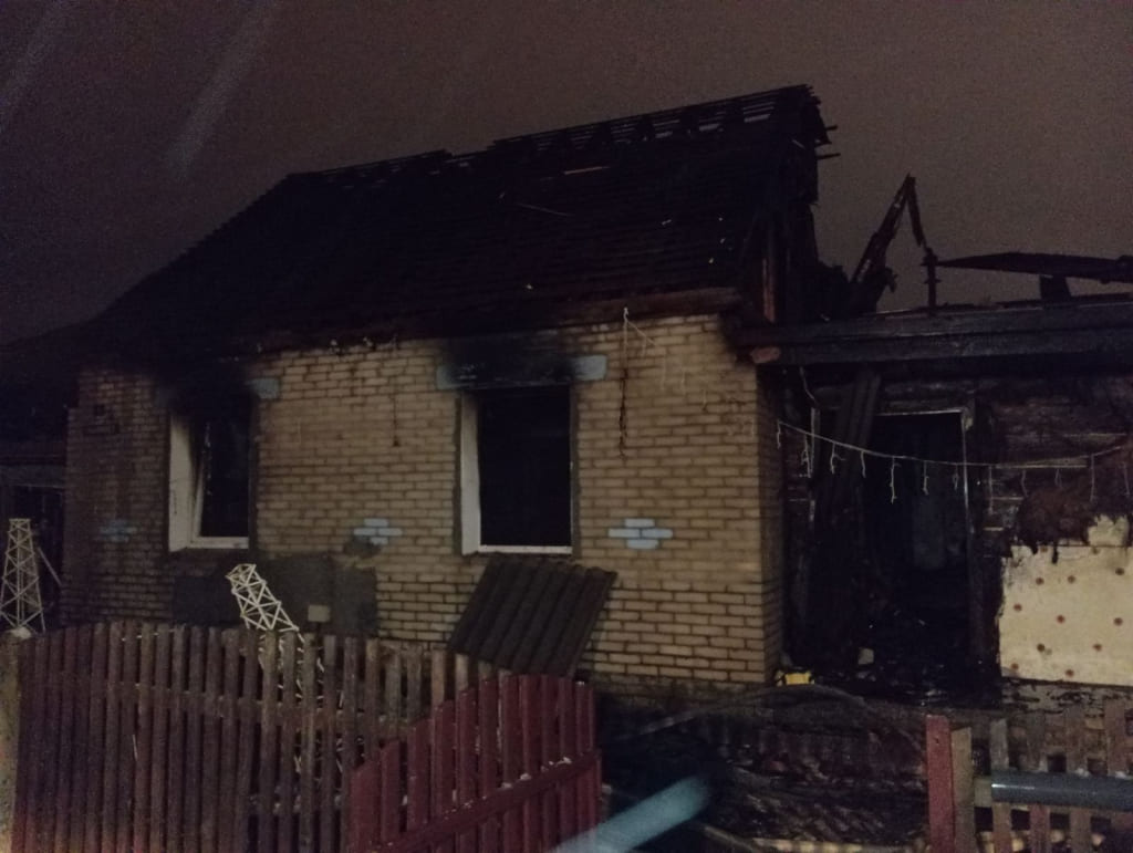 Мужчина в Кричеве затопил котел и лишился крыши над головой