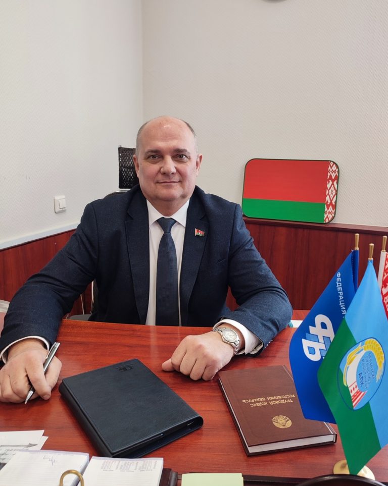 Владимир Петрович: в основе нашего единства — каждодневный труд