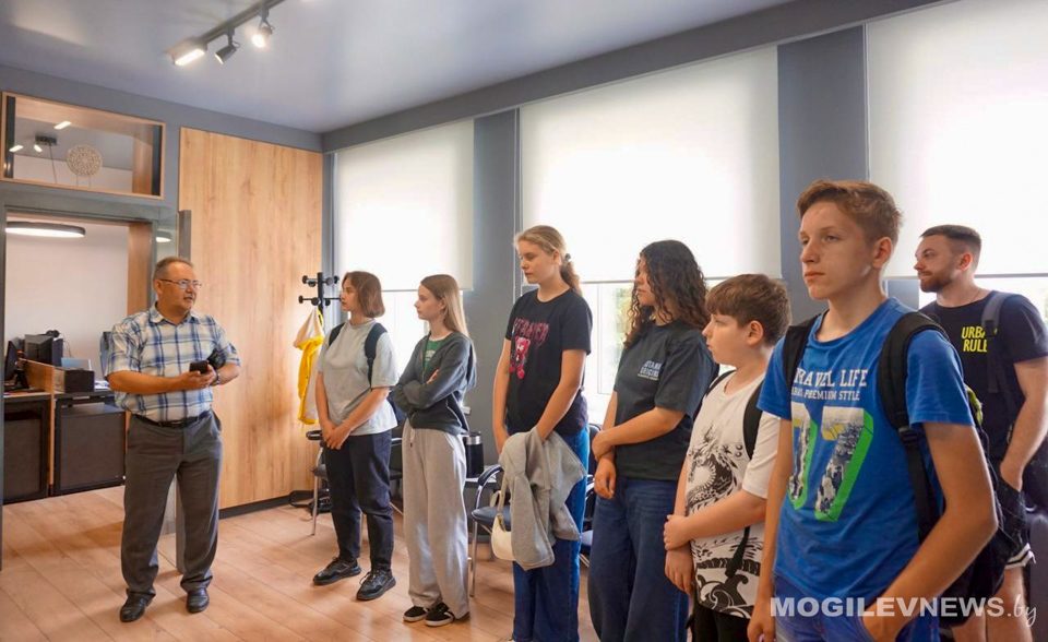 Учащиеся гимназии № 4 г. Могилева побывали в гостях у информационного агентства "Могилевские ведомости".