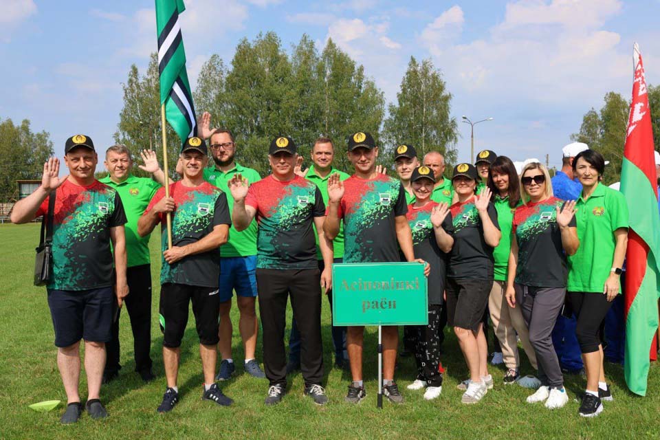 Депутаты Могилевщины демонстрируют силу и сплоченность на спартакиаде в Осиповичах