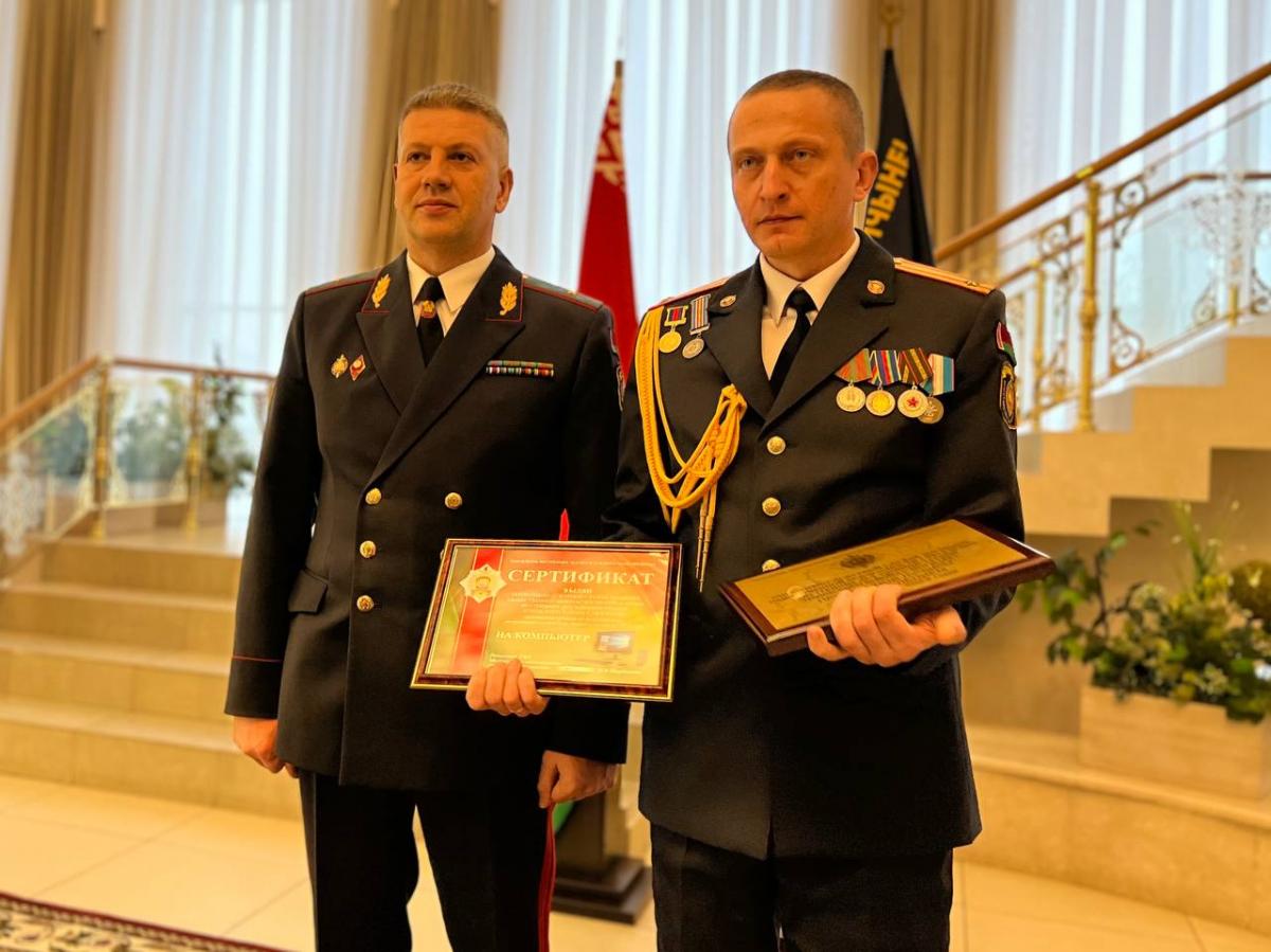 Лучших милиционеров наградили в Могилеве. Фото