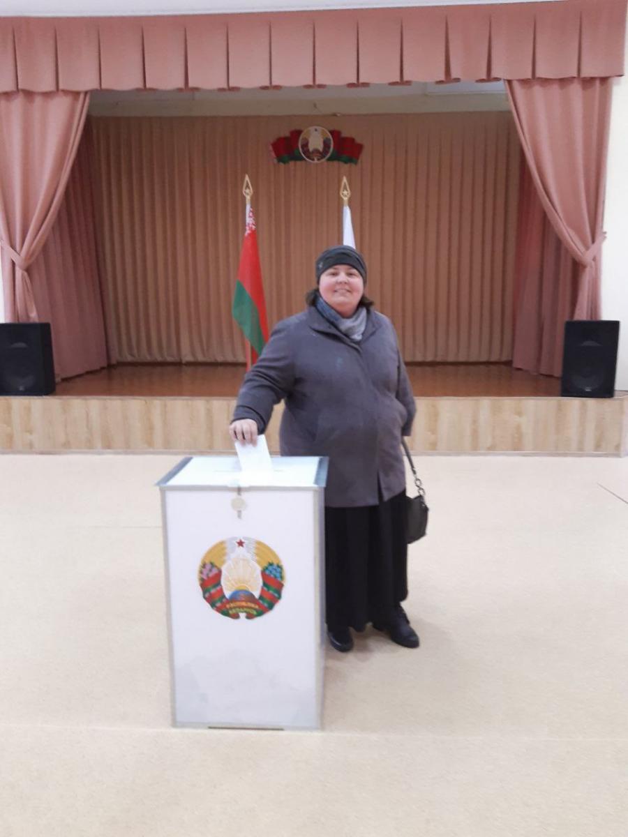 Член Союза писателей Беларуси Елена Кисель: "Надеюсь, что депутаты сделают наш город еще лучше"