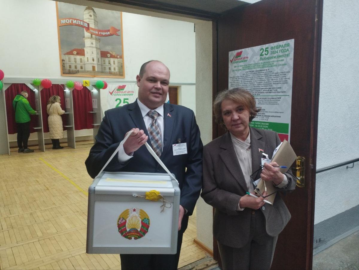 В  Могилевском доме для ветеранов прошло голосование на дому