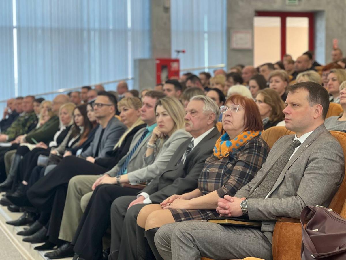 Новую Военную доктрину обсуждают по всей стране