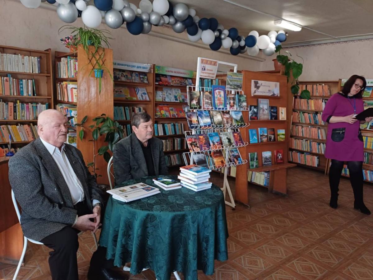 В Быховской районной детской  библиотеке прошла  встреча с писателями