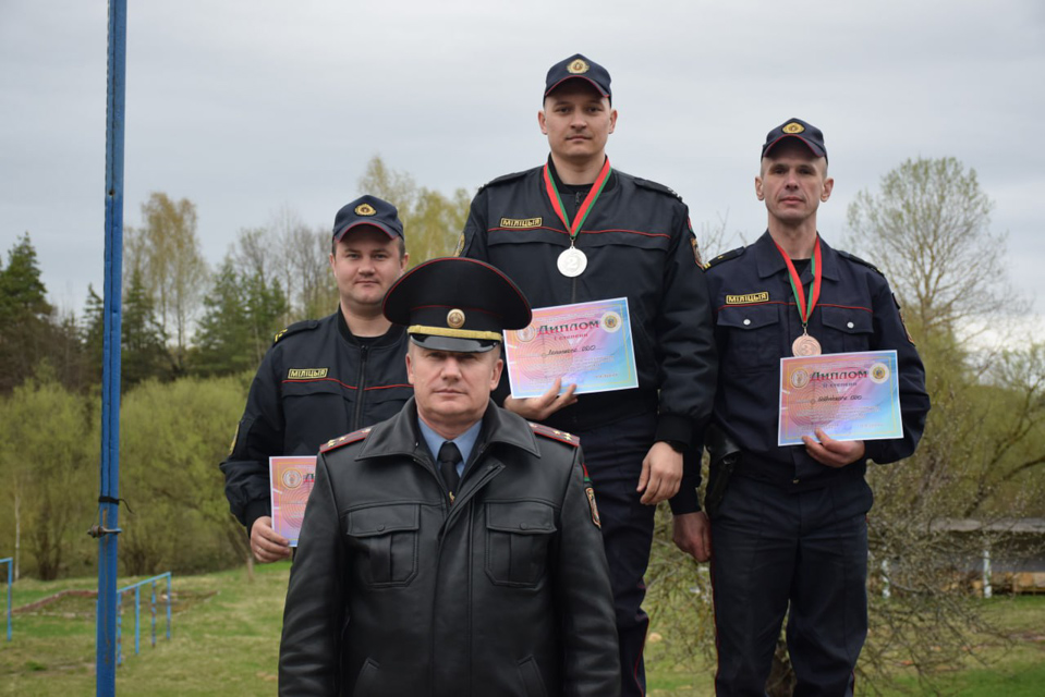 Главное – спокойствие и уверенность в своих силах. Игорь Драчев поздравил победителей областного чемпионата среди представителей подразделений охраны. Фото