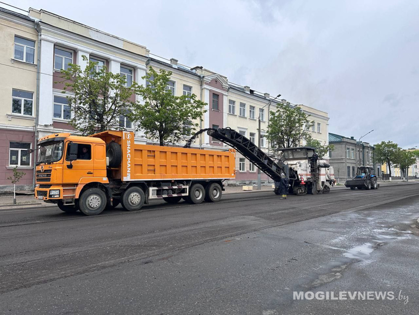 Дорожные строители приступили к ремонту улицы Пионерской в Могилеве. Фото