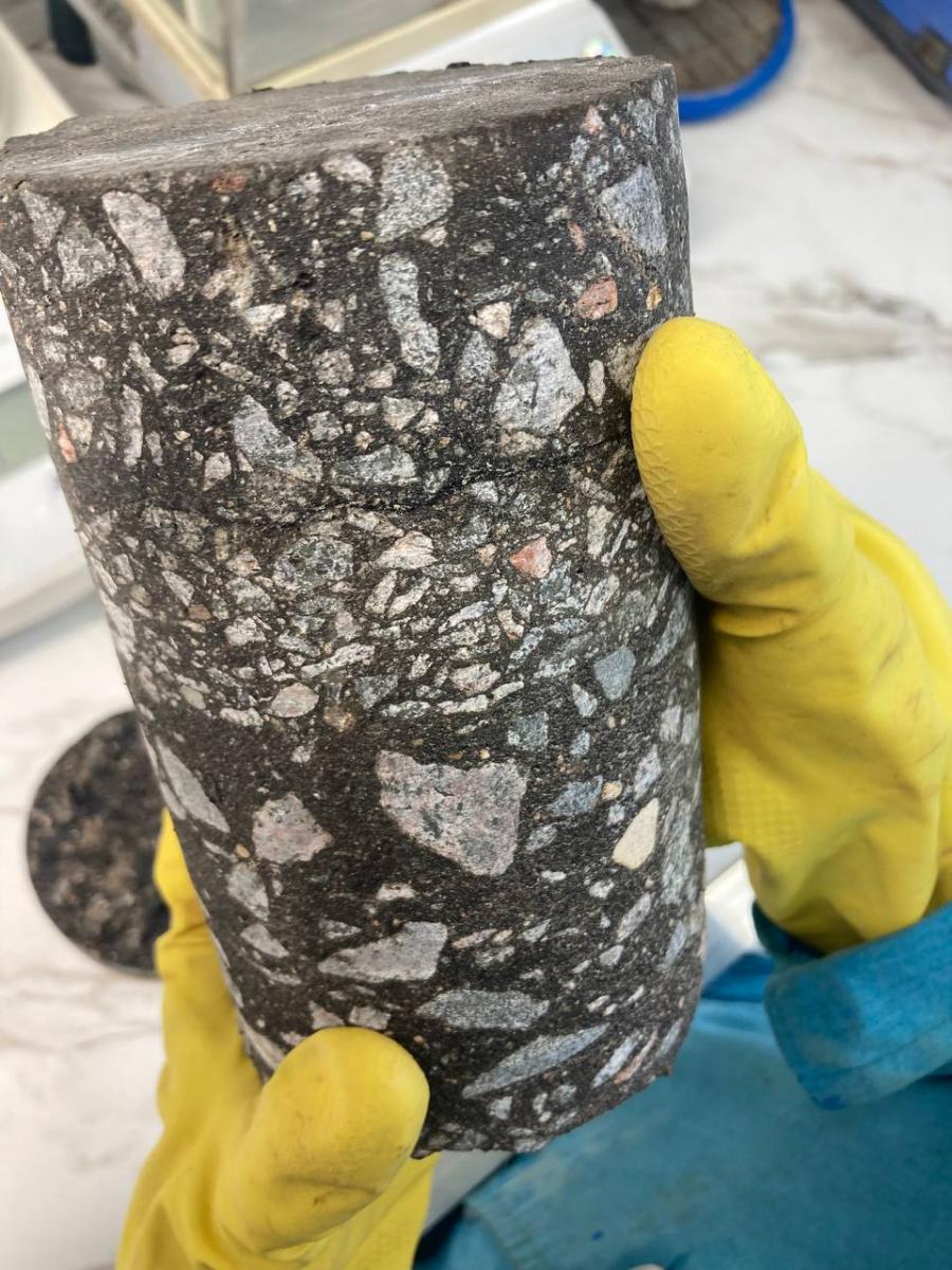 С начала года на дорогах Могилевщины уложено около 78 тыс. тонн асфальта