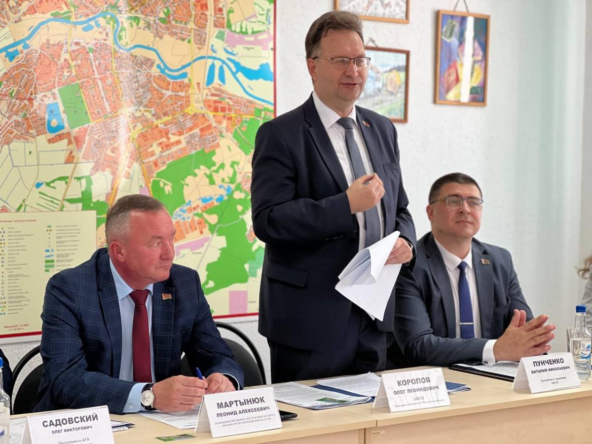 Эксперты обсудили главные проблемы, волнующие жителей области