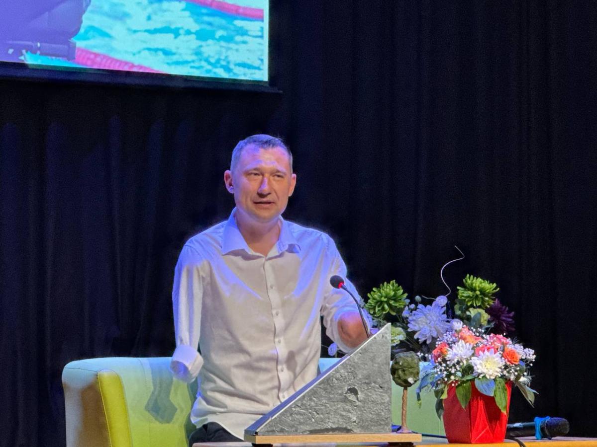 Алексей Талай встретился с учащимися Могилевщины