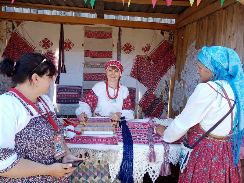 Представительница Могилевской области приняла участие в празднике народных ремесел «Мастера Сибири-2024»