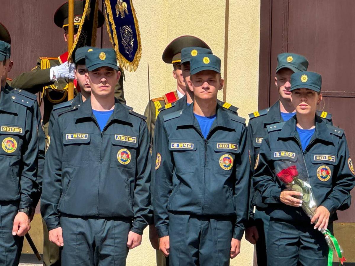 В Могилеве новобранцы МЧС приняли Присягу
