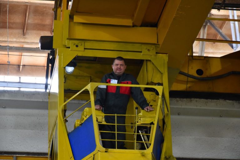 Лучшего электросварщика и машиниста крана выбрали в Могилевской области