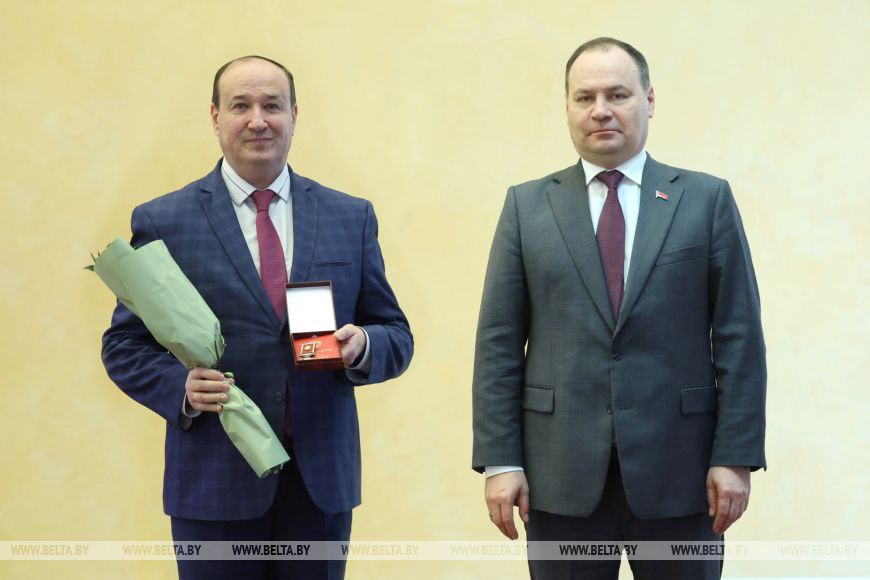 Олег Хмельков награжден медалью Франциска Скорины