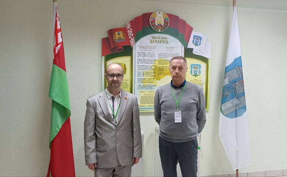 Важно не игнорировать  возможность принять непосредственное участие в будущем своей страны - наблюдатель