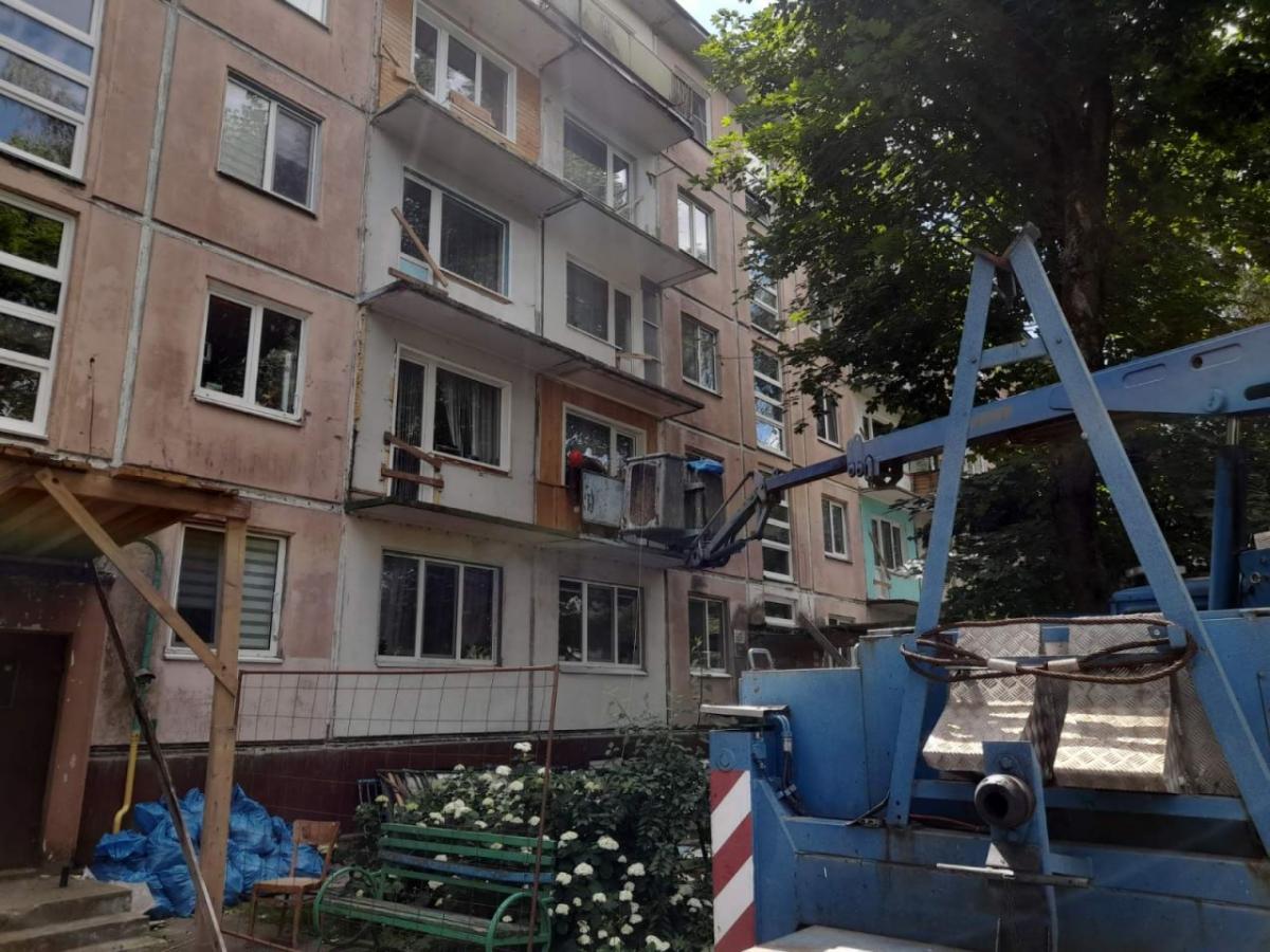 В месячнике безопасного труда на стройплощадках принимает участие облорганизация отраслевого профсоюза