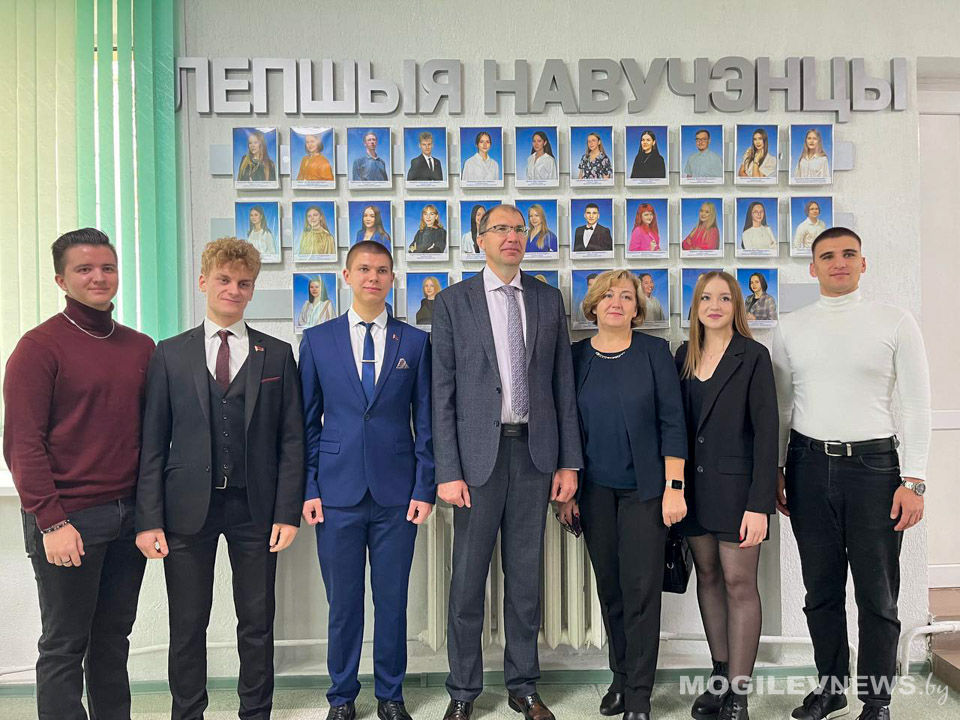 Обновленные Доски почета открылись в МГУ им. А.А. Кулешова