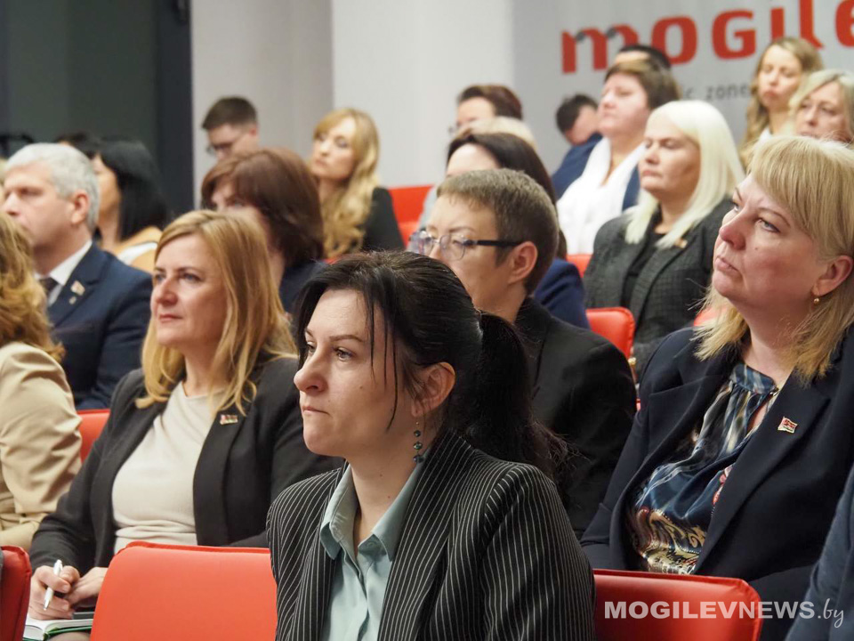 Промышленный диалог Союзного государства: итоги 25-летнего сотрудничества обсудили на семинаре в Могилеве