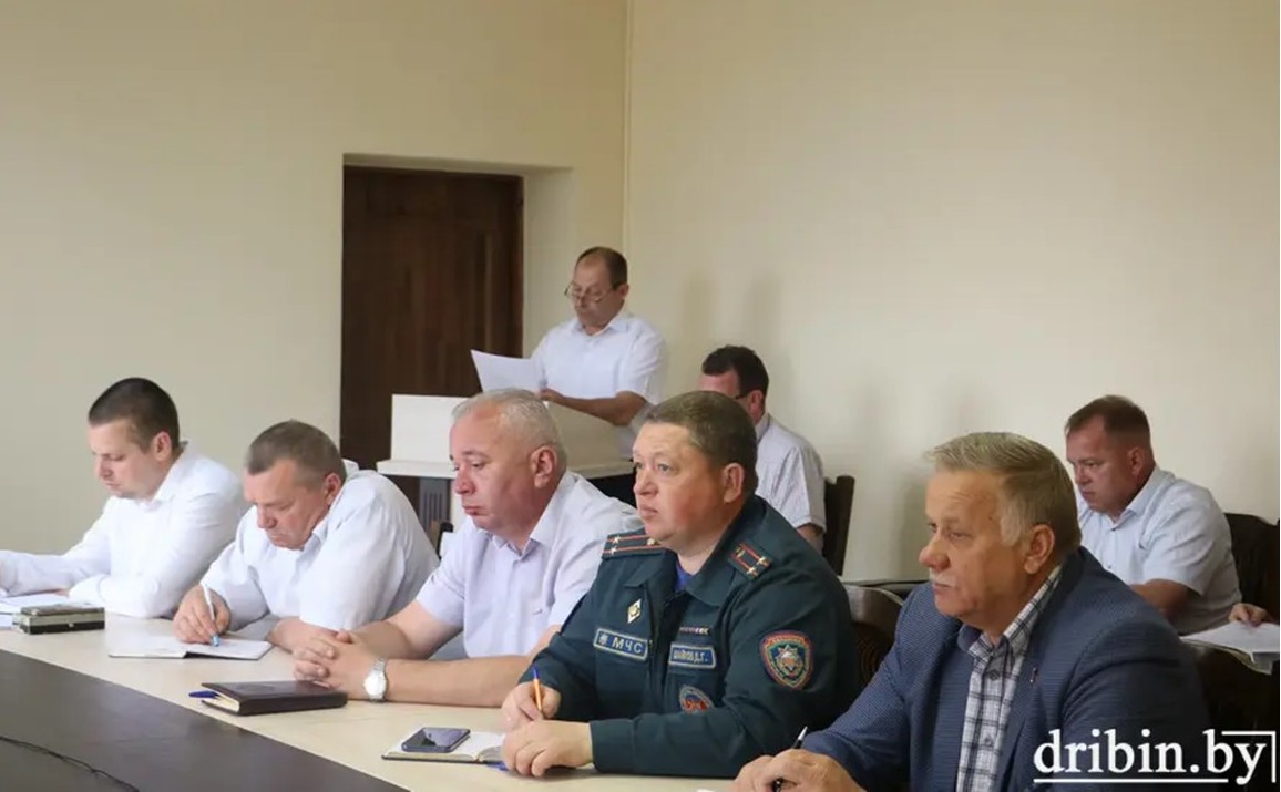 Ход выполнения Директивы № 3 рассмотрели участники заседания президиума Дрибинского районного Совета депутатов