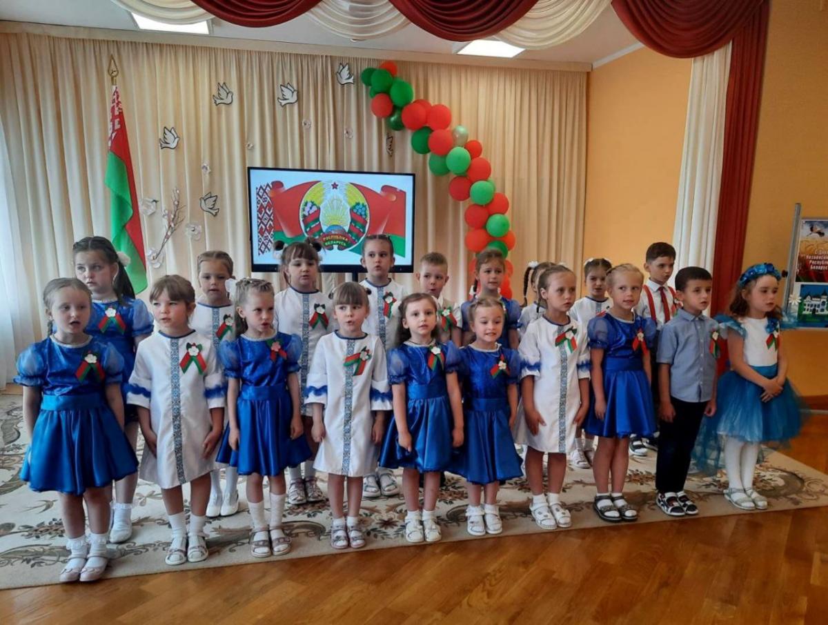 Сетевой патриотический проект "Память поколений", посвященный 80-летию освобождения Беларуси от немецко-фашистских захватчиков, организовали в дошкольном центре развития ребенка № 8 Могилева
