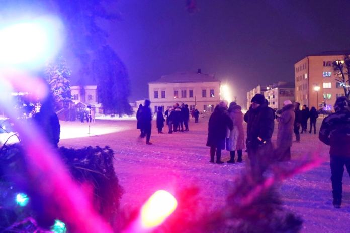 16 декабря в Мстиславле зажгут огни на главной елке района