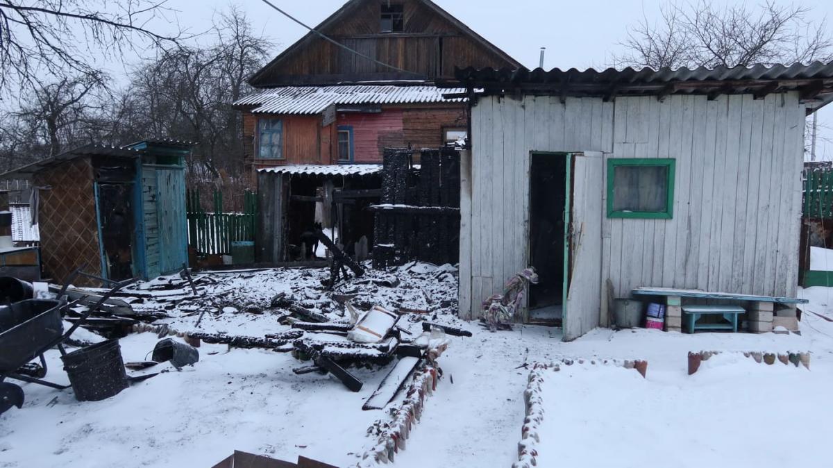 На ул. Вагонной в Могилёве горел сарай, одна из версий - поджог