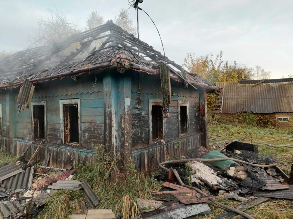 Пожар дома тушили в Дрибинском районе